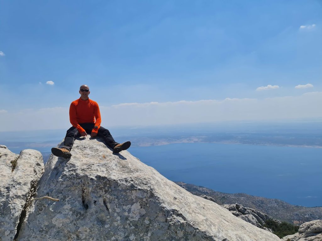 pogled s vrha planine nakon uspona