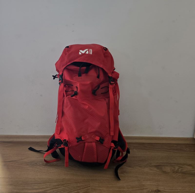 Planinarski ruksak 30l s opremom za turu
